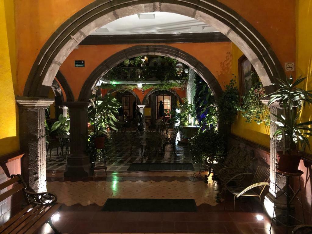 Parador San Sebastian De Aparicio 圣米格尔－德阿连德 外观 照片